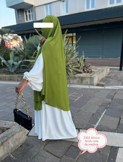 Khimar in Slit